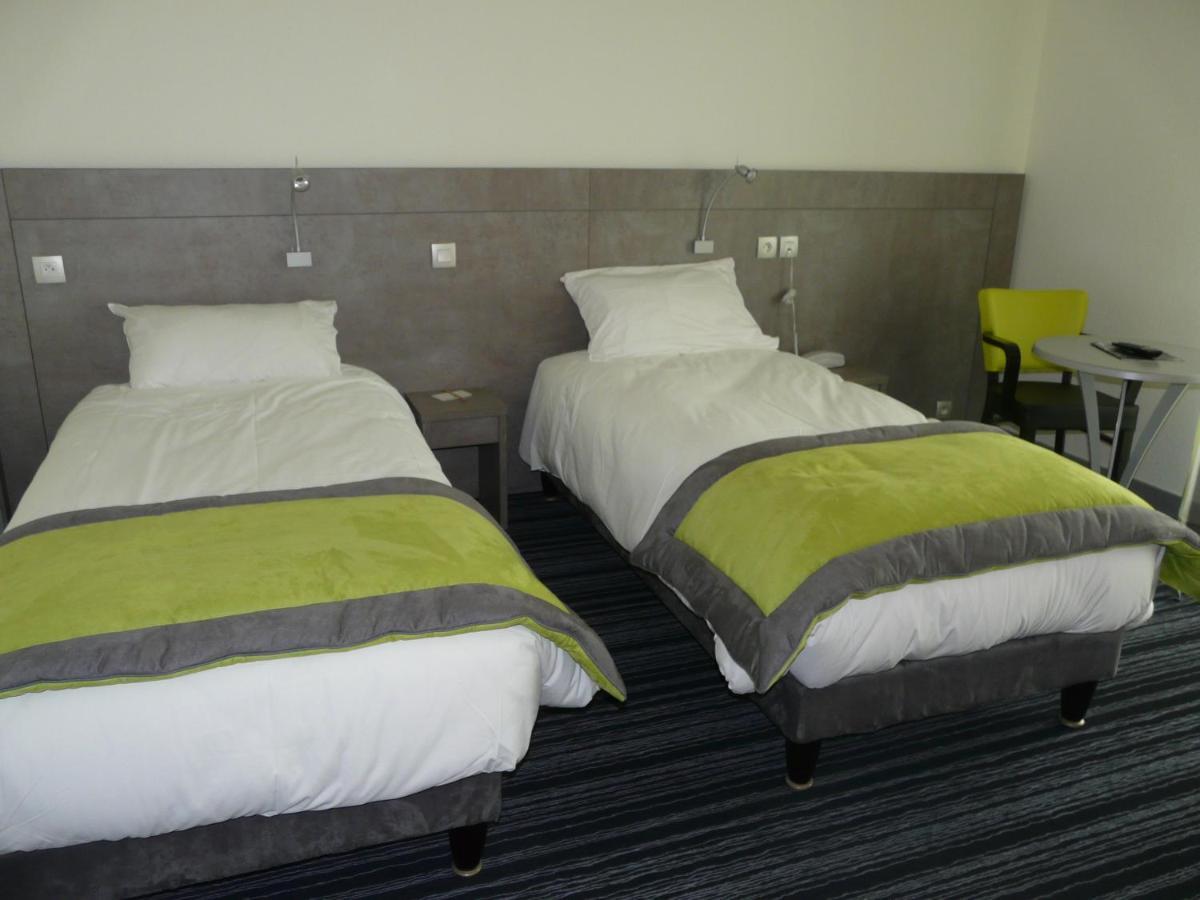 Hotel Le Chatard Sarcey Экстерьер фото